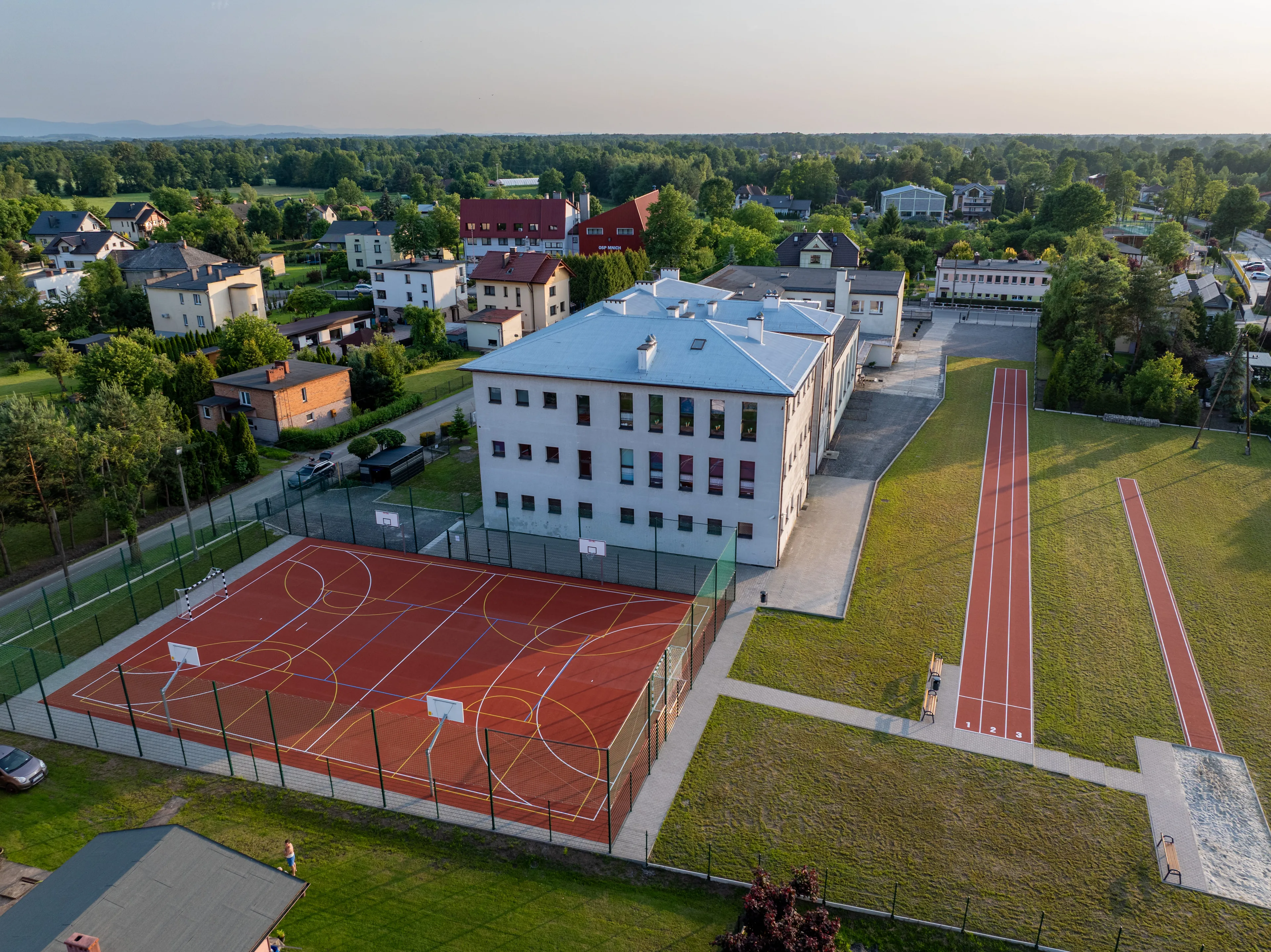 Modernizacja boisk sportowych w Zaborzu i Mnichu