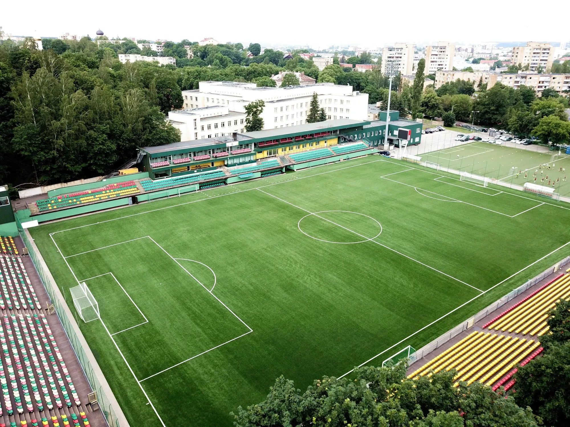 Wymiana murawy na Stadionie LFF w Wilnie